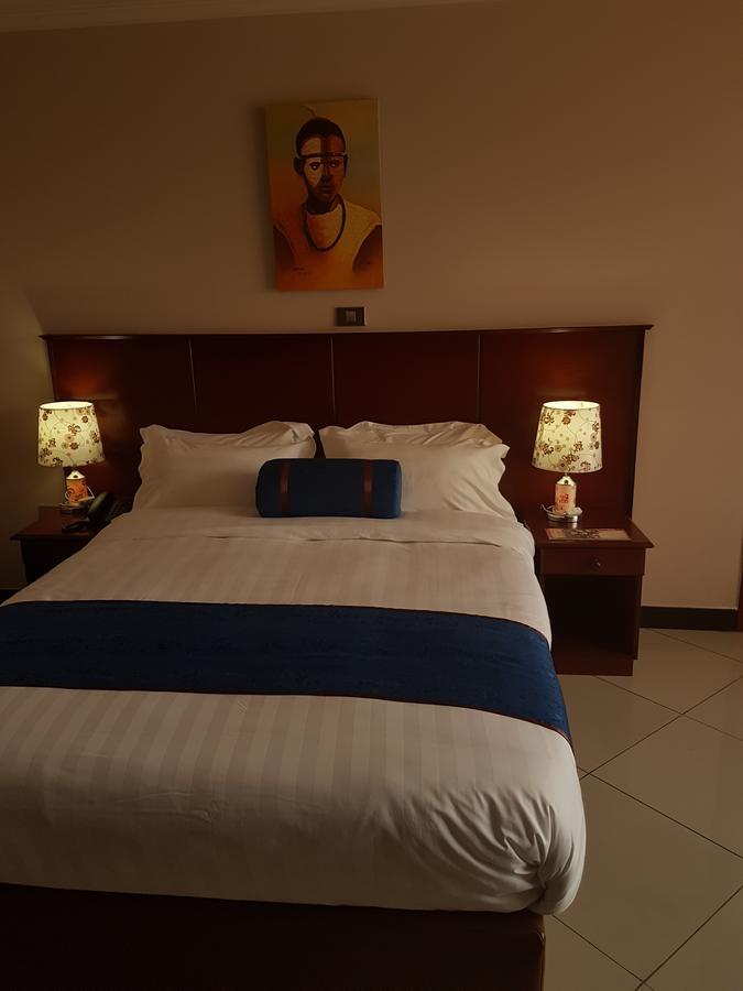 Kersay Hotel Addisz-Abeba Kültér fotó